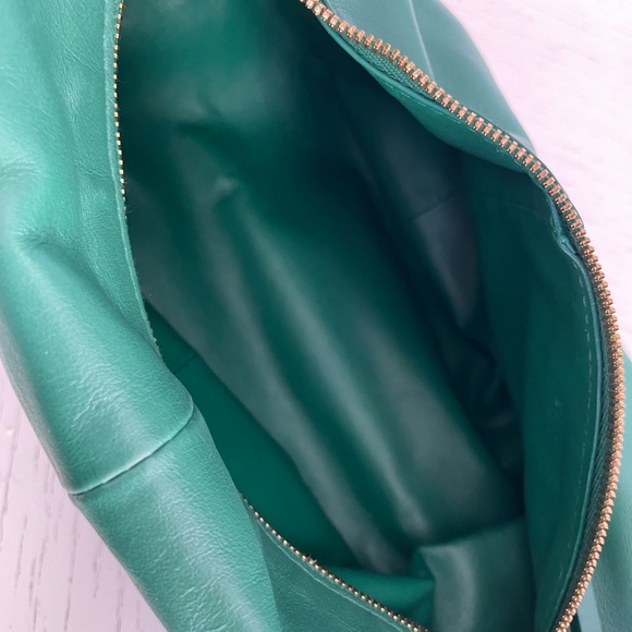 Bottega Veneta Mini Green Leather Hobo Bag - Picture 3 of 7
